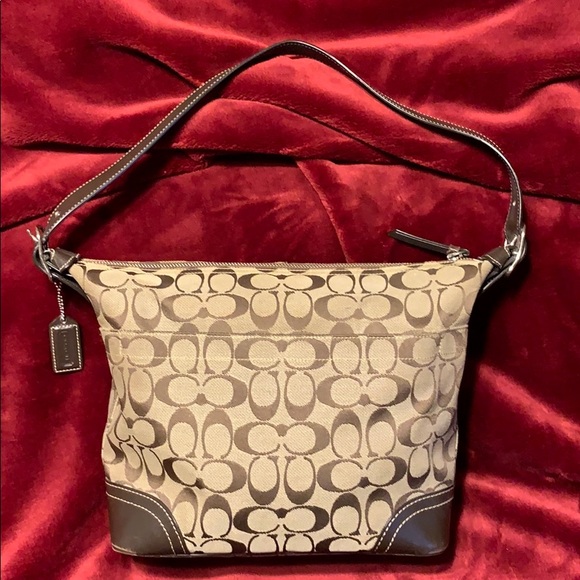 Coach hobo purse - Picture 2 of 3